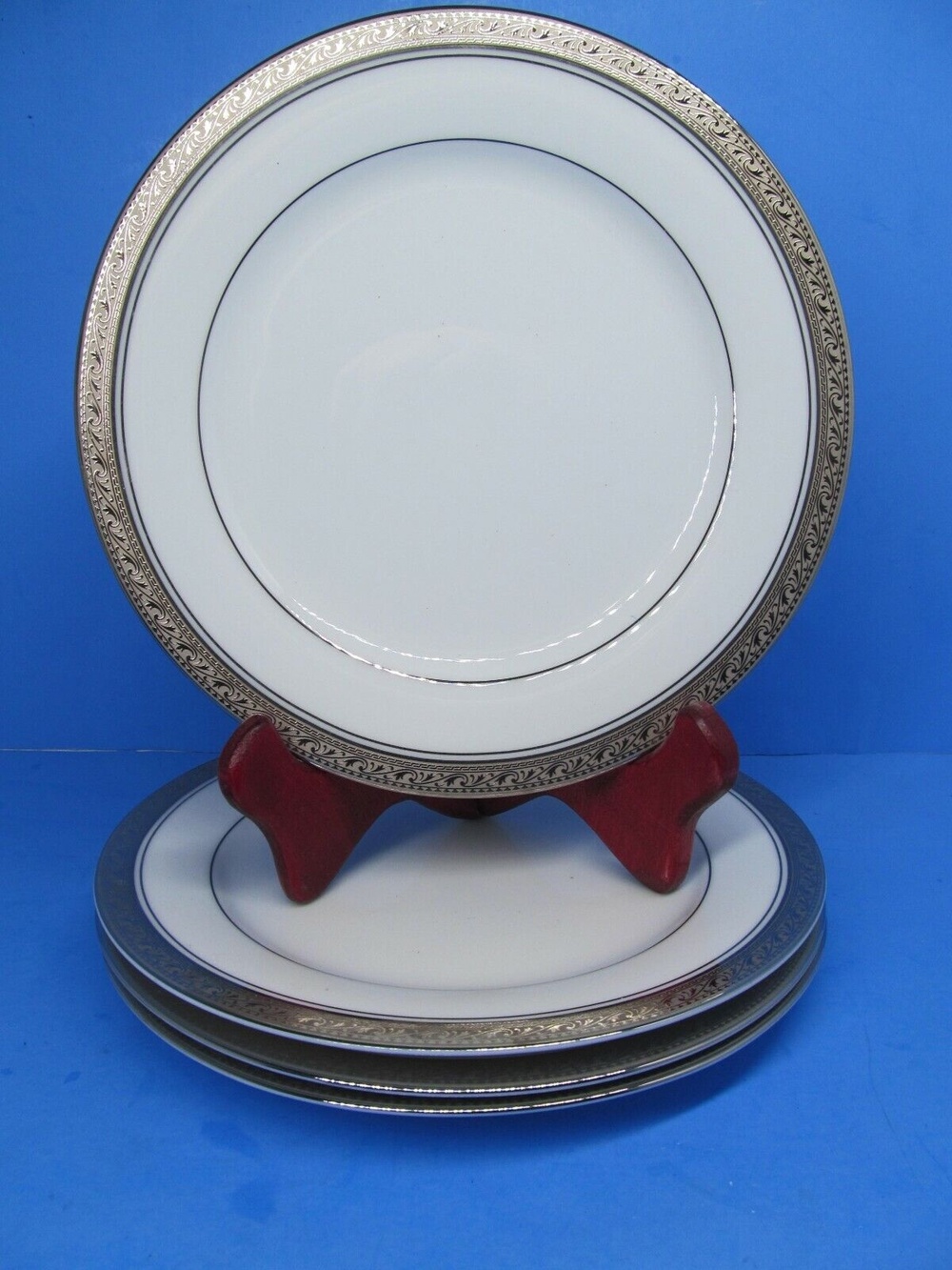Noritake Legendary Crestwood Platinum 8 3/8" Salad Plates Bundle of 4